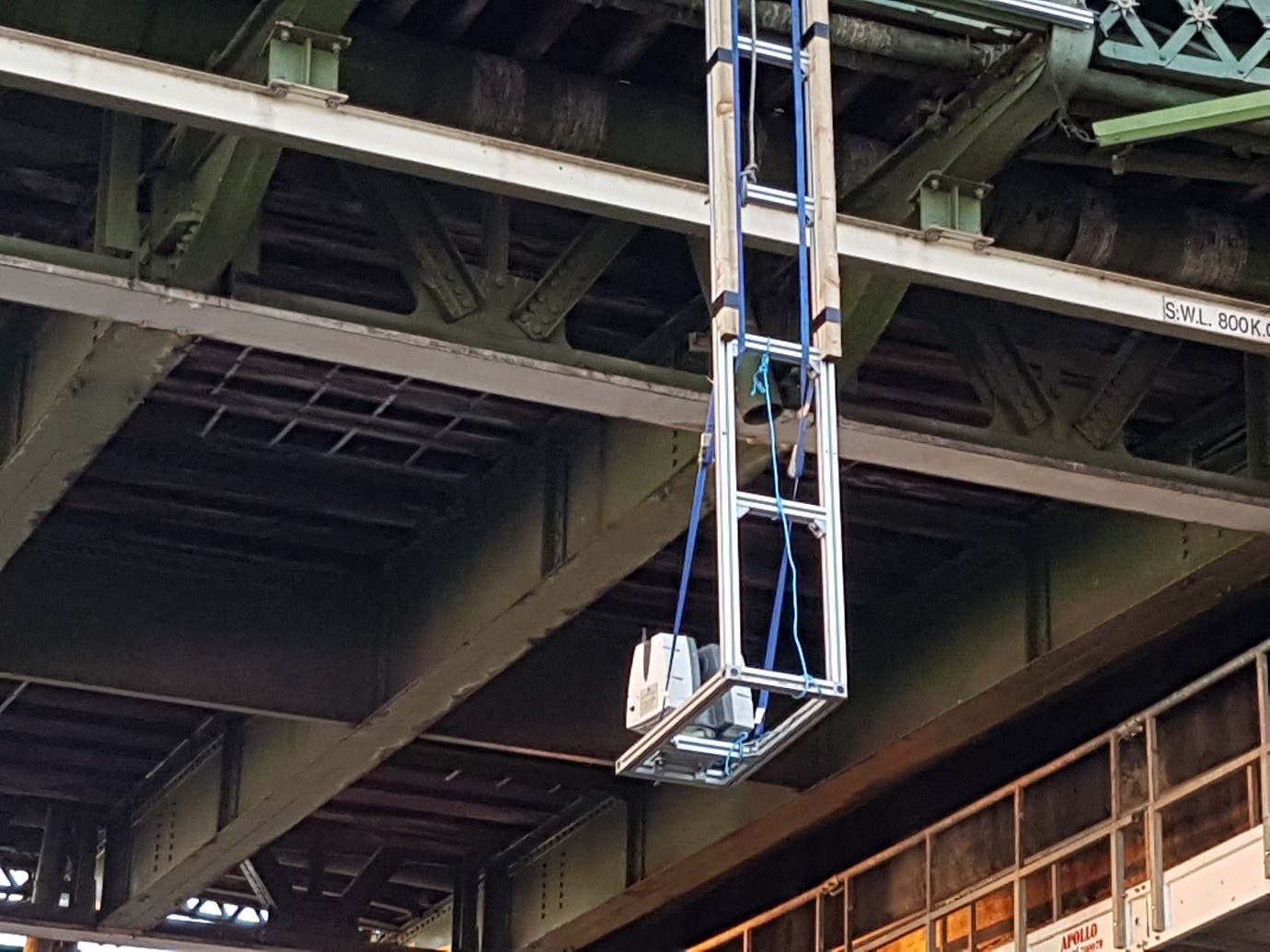 Leica P40 mounted on bespoke rig to scan the underside of Hammersmith Bridge